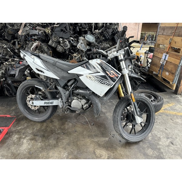 GARDE-BOUE AVANT KSR THORN S 50 2T GENERIC...