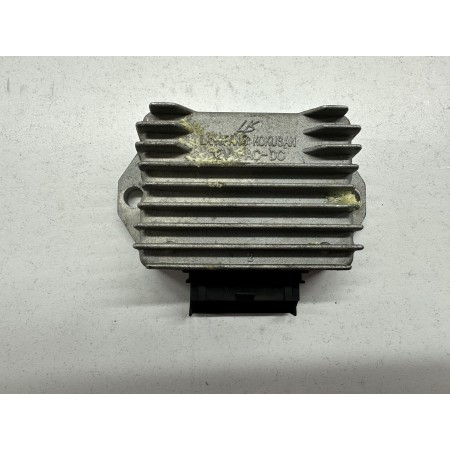 SPANNUNGSREGLER PIAGGIO ZIP 50 2T 2001-2018