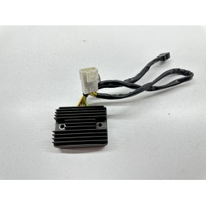 ORIGINAL VOLTAGE REGULATOR PIAGGIO MP3 300 HYBRID 2010-2016