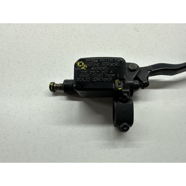 FRONT RIGHT BRAKE MASTER CYLINDER PIAGGIO MP3...