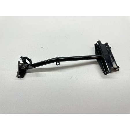 CADRE DE RADIATEUR AVANT PIAGGIO MP3 300 HYBRID 2010-2016