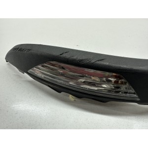FRONT FAIRING RIGHT ARROW WITH DEFECTS PIAGGIO MP3 300... 2