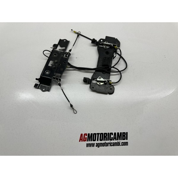 GANCHOS DE BLOQUEO DE SILLIN KAWASAKI Z750 Z...