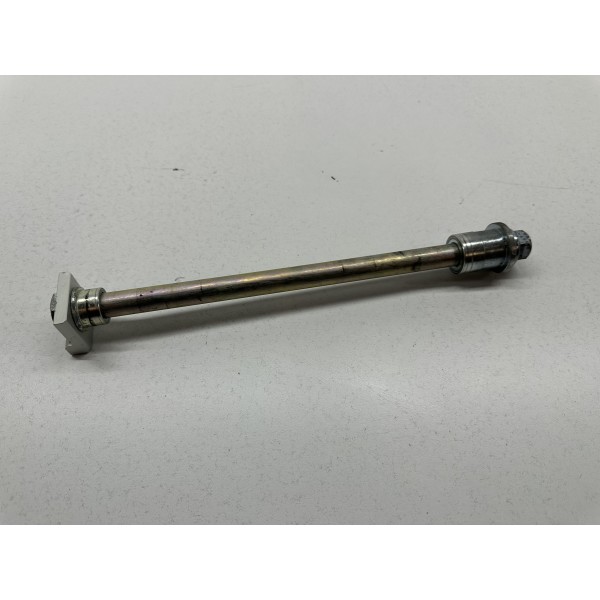 HINTERRAD ACHSSTIFT YAMAHA MT-03 660 2006-2014