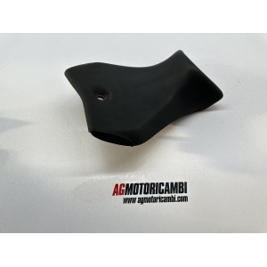 YAMAHA YZF R 125 2008-2013 CENTRE PILOT SEAT 2