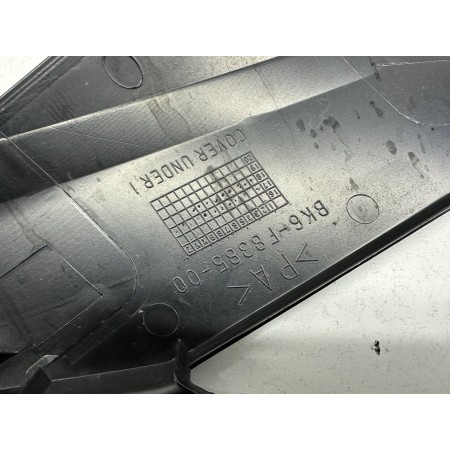 CACHE CARÉNAGE POINTE DROITE YAMAHA YZF-R 125 2019-2021