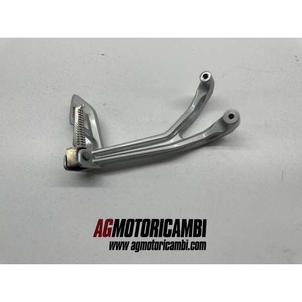 PASSENGER FOOTREST REAR RIGHT YAMAHA YZF-R 125...