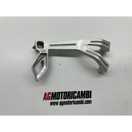PEDALINA PEDANA PASSEGGERO POSTERIORE DX YAMAHA YZF-R 125 2019-2021