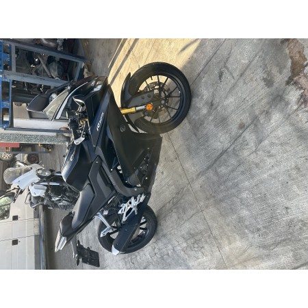 UPPER YAMAHA YZF-R 125 2019-2021 FORK TOP PLATE KEY LOCK