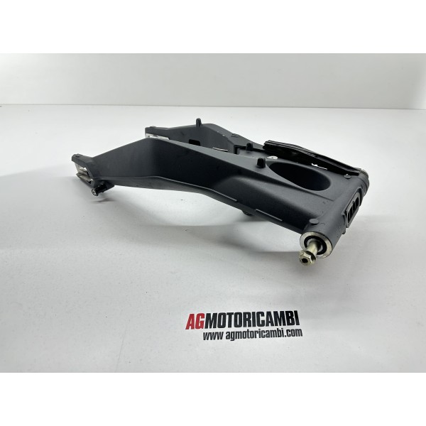 HINTERRADSCHWINGE TRIUMPH STREET TRIPLE 675 ABS...