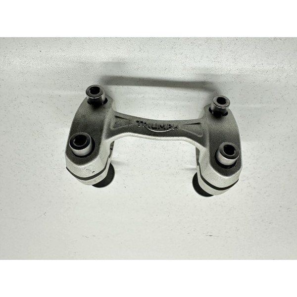 HANDLEBAR RISER BRACKET TRIUMPH STREET TRIPLE...
