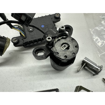 TRIUMPH STREET TRIPLE 675 ABS 2013-2017 ENGINE ECU LOCK KIT