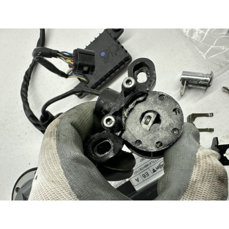 TRIUMPH STREET TRIPLE 675 ABS 2013-2017 MOTOR ECU LOCK KIT