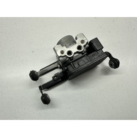 TRIUMPH STREET TRIPLE 675 ABS MODULE PUMP 2013-2017