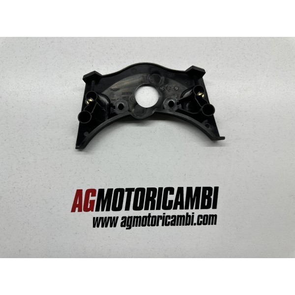 PLASTIC SEAT LOCK TRIUMPH STREET TRIPLE 675 ABS...