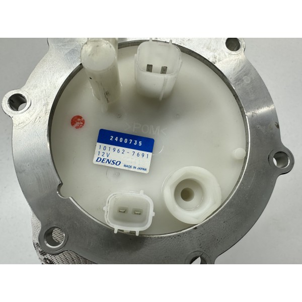 POMPE A ESSENCE TRIUMPH STREET TRIPLE 675 ABS...