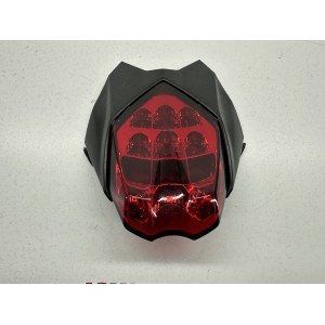 FARO FANALE POSTERIORE TRIUMPH STREET TRIPLE 675 ABS...