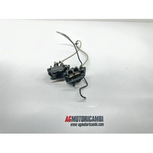 PAAR VORDERE BREMSSÄTTEL RECHTS TRIUMPH STREET TRIPLE 675... 2