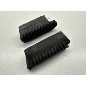 PAIRE DE REPOSE-PIEDS PASSAGER DROITE GAUCHE APRILIA... 2