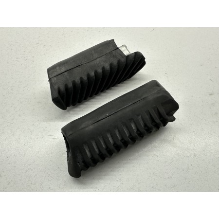 PAAR BEIFAHRERFUSSRASTEN RECHTS LINKS APRILIA LEONARDO 125 150 ROTAX 4T