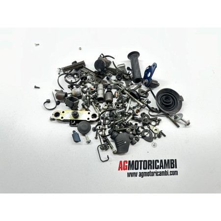 KIT VITI VITERIA BULLONI SUZUKI BANDIT GSF 600 SV 95-98