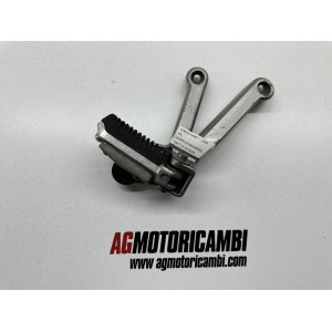 PEDANA POSTERIORE DESTRA DX PASSEGGERO SUZUKI BANDIT 1200... 2