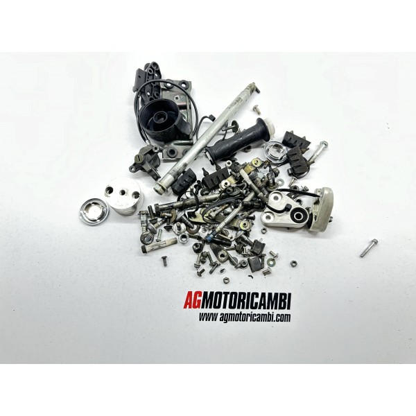 KIT VITI VITERIA BULLONI SUZUKI BANDIT 1200...