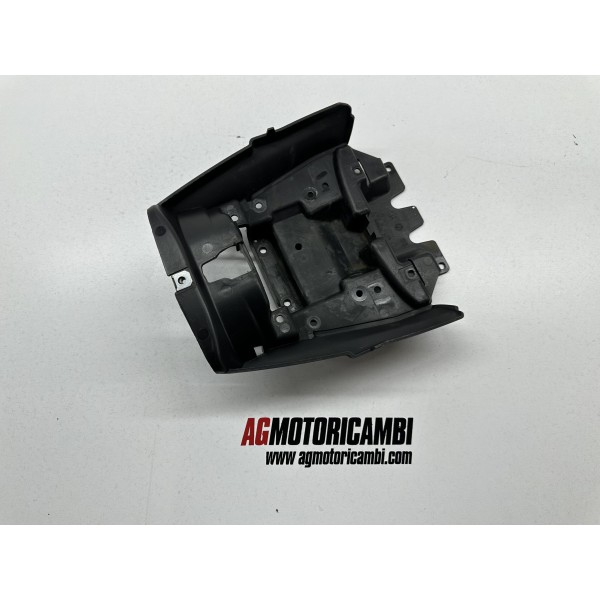 PLASTICA VANO SOTTO SELLA CODONE BMW G 650 GS...