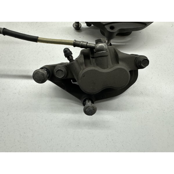 Pärchen vordere rechte linke Bremssättel YAMAHA...