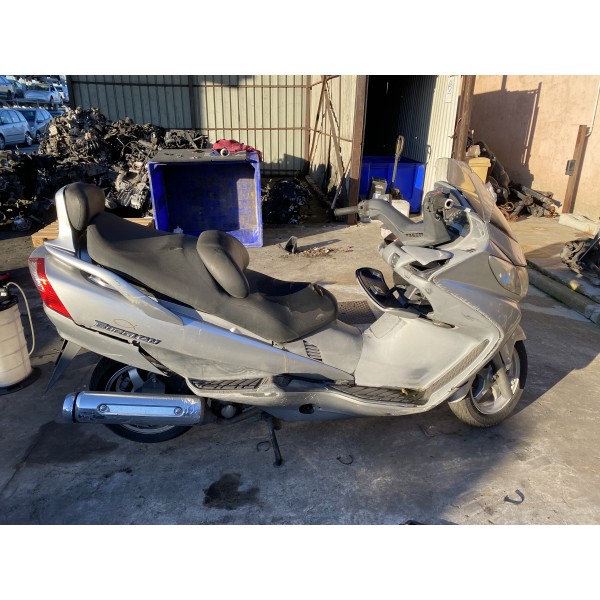 WERKZEUGSATZ SUZUKI BURGMAN 250 204-2005 J429