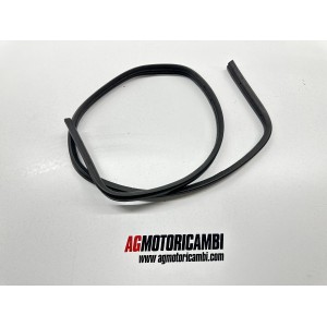 JUNTA DE GOMA BAJO ASIENTO SUZUKI BURGMAN 250 204-2005 J429