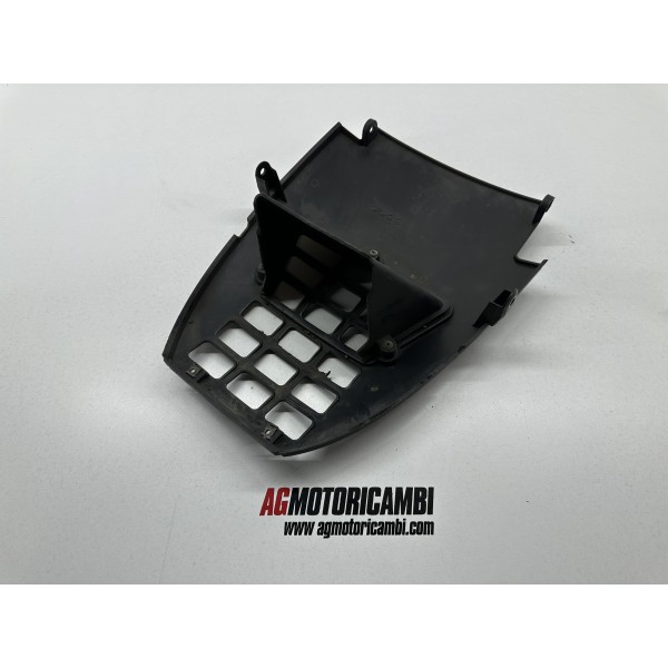 PLASTICA SOTTO SCOCCA GRIGLIA RADIATORE...