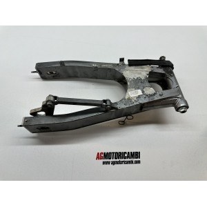 KAWASAKI ZZR 600 1990-2000 ZX600D BRAS OSCILLANT ARRIÈRE