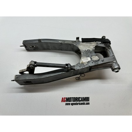 FORCELLONE POSTERIORE KAWASAKI ZZR 600 1990-2000 ZX600D