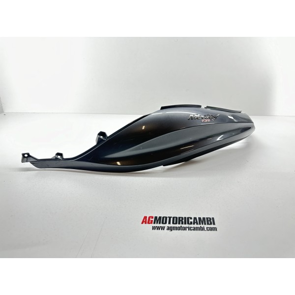 HINTERE LINKE VERKLEIDUNG PIAGGIO MEDLEY 125 4T...