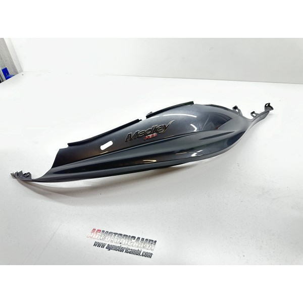 CARENA POSTERIORE DESTRA DX PIAGGIO MEDLEY 125...