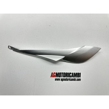 FIANCHETTO SOTTO PEDANA SINISTRO SX PIAGGIO MEDLEY 125 4T E4 2016-2019