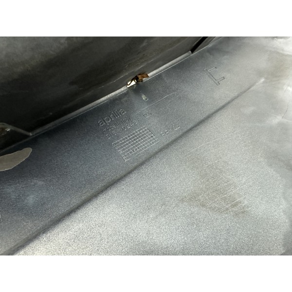 CARÉNAGE SIDEPAN DROIT APRILIA AREA 51