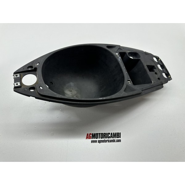 COMPARTMENT UNDER SADDLE APRILIA AREA 51