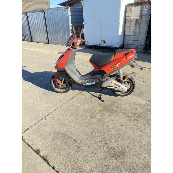 ÖLTANK APRILIA SR 50 STEALTH RACING MINARELLI