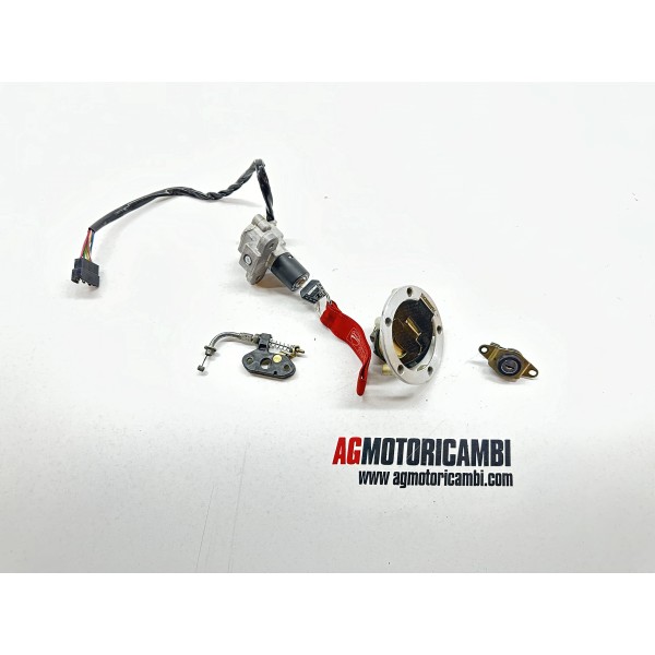 DUCATI MONSTER 600 750 900 1999-2000-2001 LOCK...