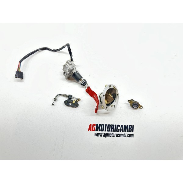 DUCATI MONSTER 600 750 900 1999-2000-2001 LOCK...