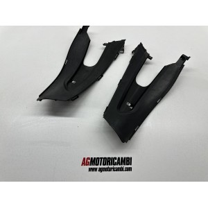 PLASTIQUE COUVRE REPOSE-PIEDS DROIT GAUCHE GILERA RUNNER...