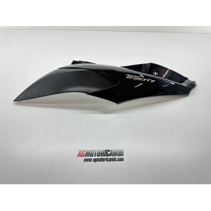 CARENA FIANCHETTO POSTERIORE SINISTRO SX YAMAHA TRICITY...