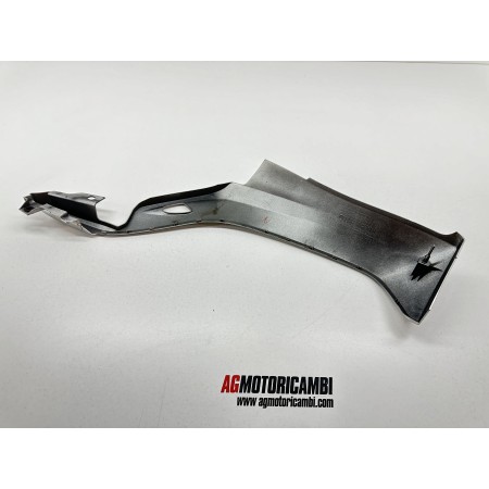 VERKLEIDUNG UNTER TRITTBRETT RECHTS YAMAHA TRICITY 125 2014-2017