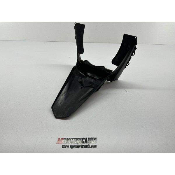 SUPPORT DE PLAQUE D'AILE YAMAHA TRICITY 125...
