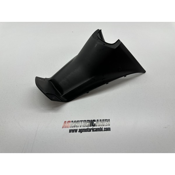 PLASTICA COVER MOTORE SELLA YAMAHA TRICITY 125...