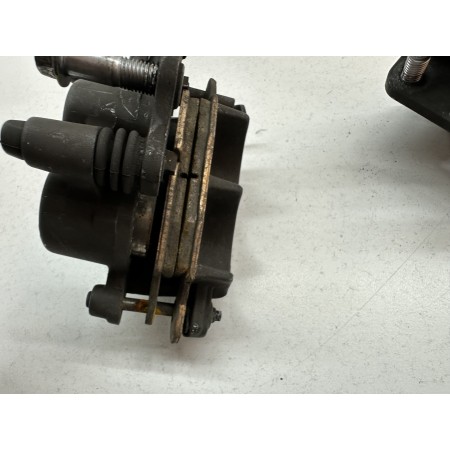 PAR DE PINZAS DE FRENO DELANTERO KAWASAKI VERSYS 650 2006-2009