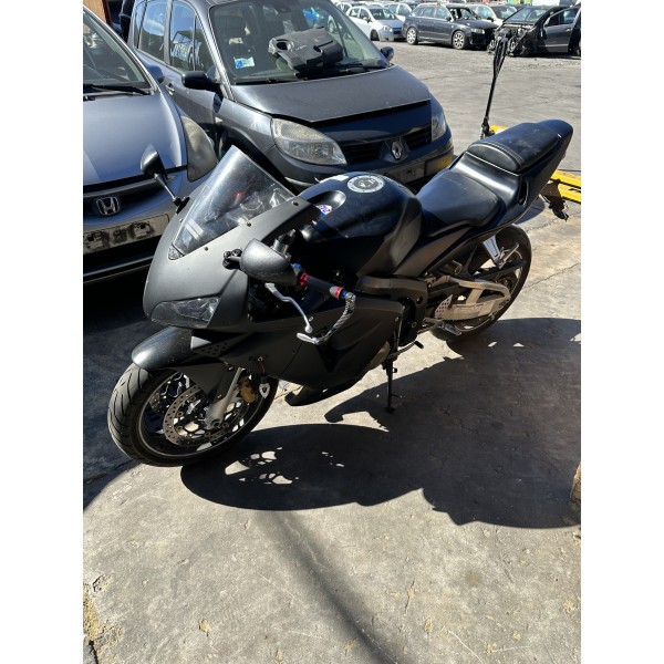 KÜHLERHALTER HONDA CBR 600 RR 2003-2004 PC37A