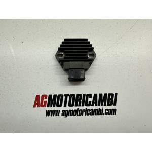 REGOLATORE DI TENSIONE HONDA CBR 900 RR SC33E 1998-1999